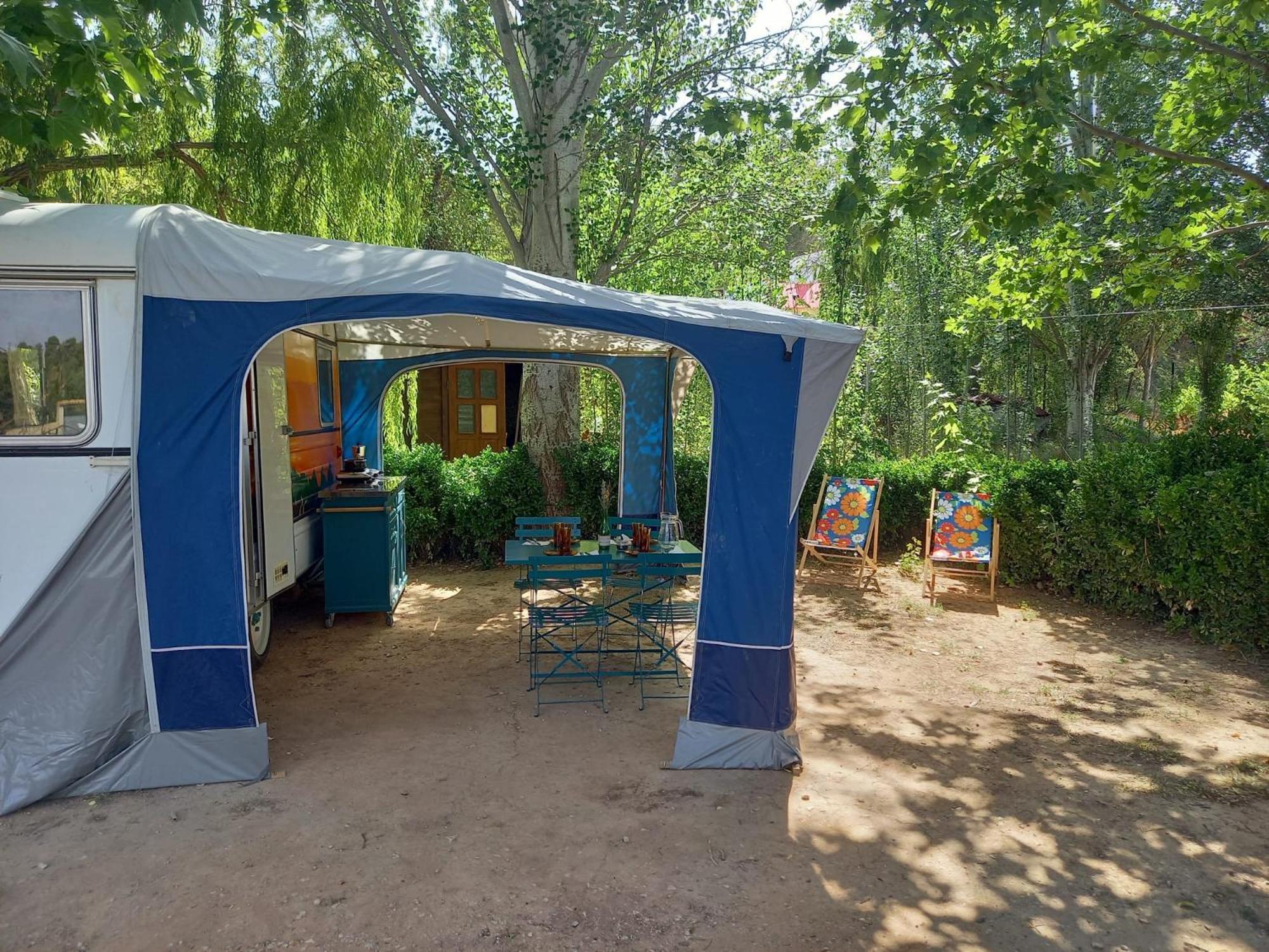 Slow Life Camping Venta Del Moro Exterior photo